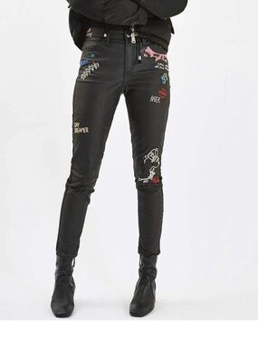 Topshop Black Skinny Jeans with Multicolor Embroidered Graphics